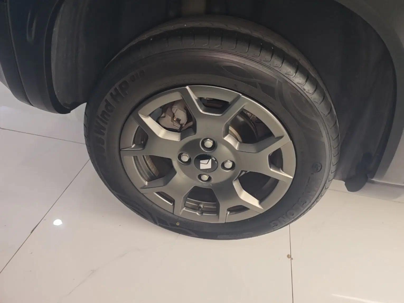 Baojun Spark EUV 2024 Flagship Edition 4 Seats — миниатюра 11