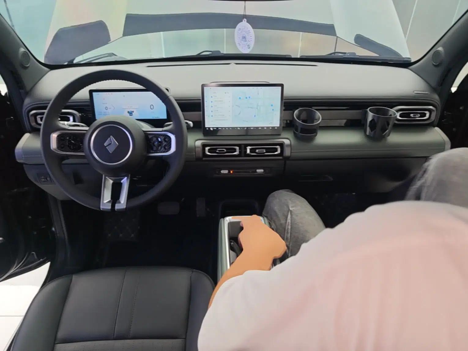 Baojun Spark EUV 2024 Flagship Edition 4 Seats — миниатюра 12