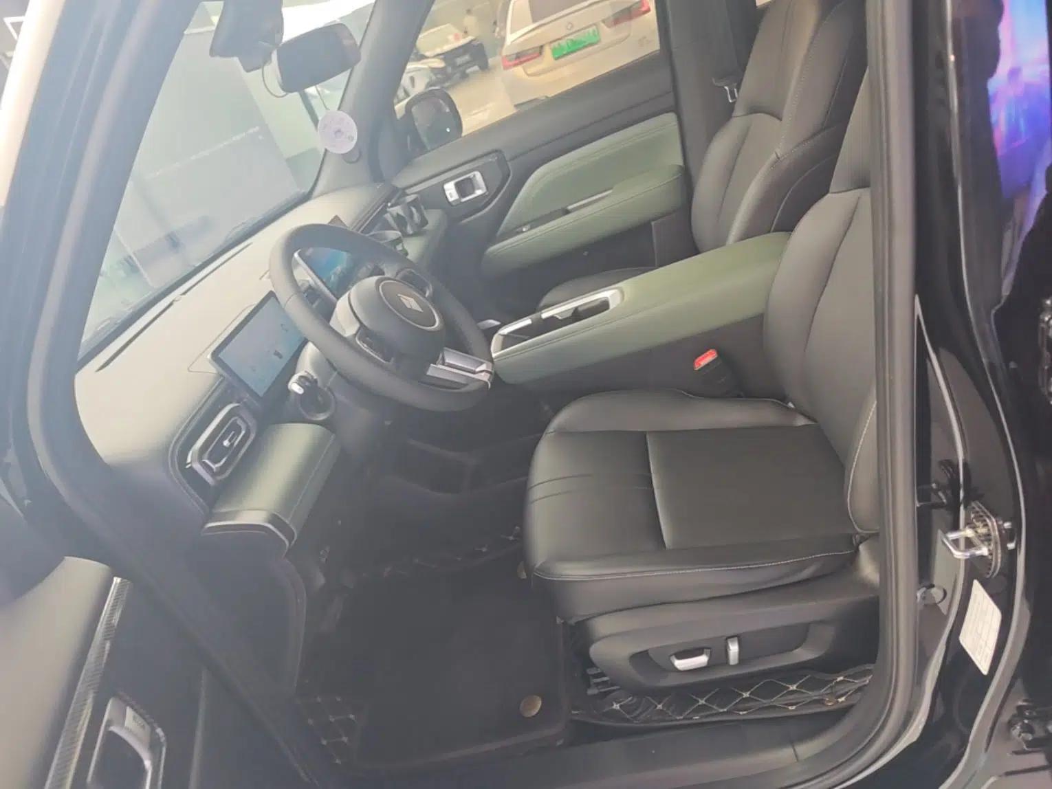 Baojun Spark EUV 2024 Flagship Edition 4 Seats — миниатюра 17