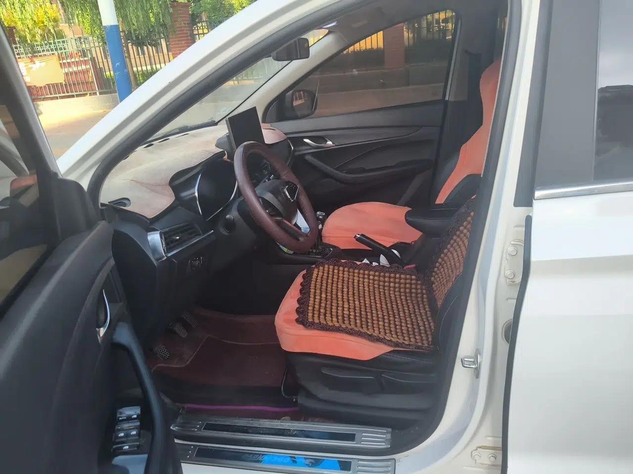Baojun 360 2018 1.5L Manual Elite Version National V — миниатюра 15