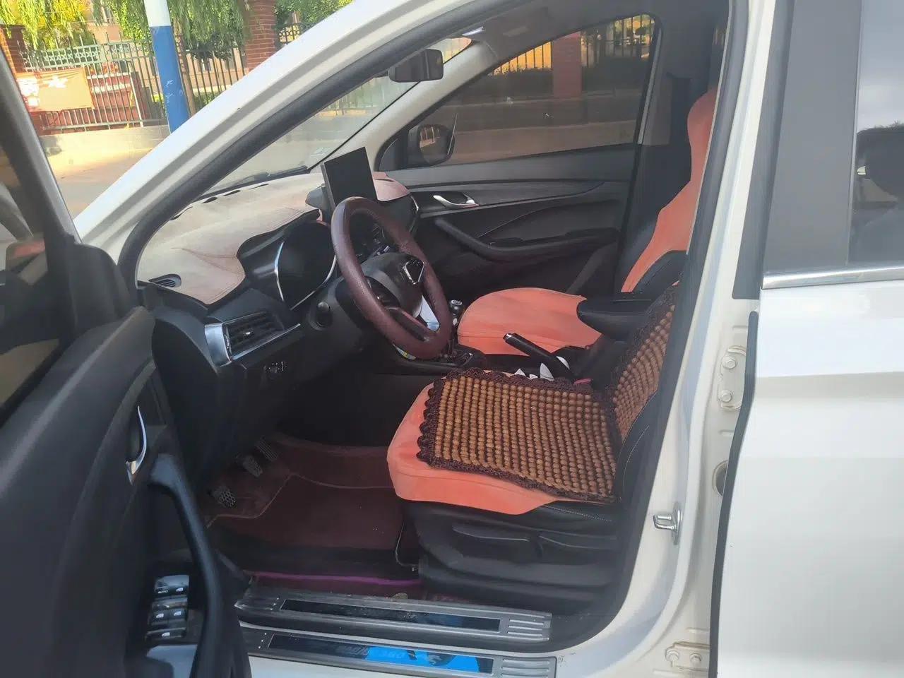 Baojun 360 2018 1.5L Manual Elite Version National V — миниатюра 16