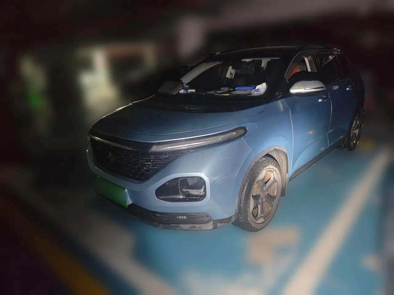Baojun RM-5 2019 1.5T CVT 24-Hour Online Prestige Version 5 Seats — миниатюра 1