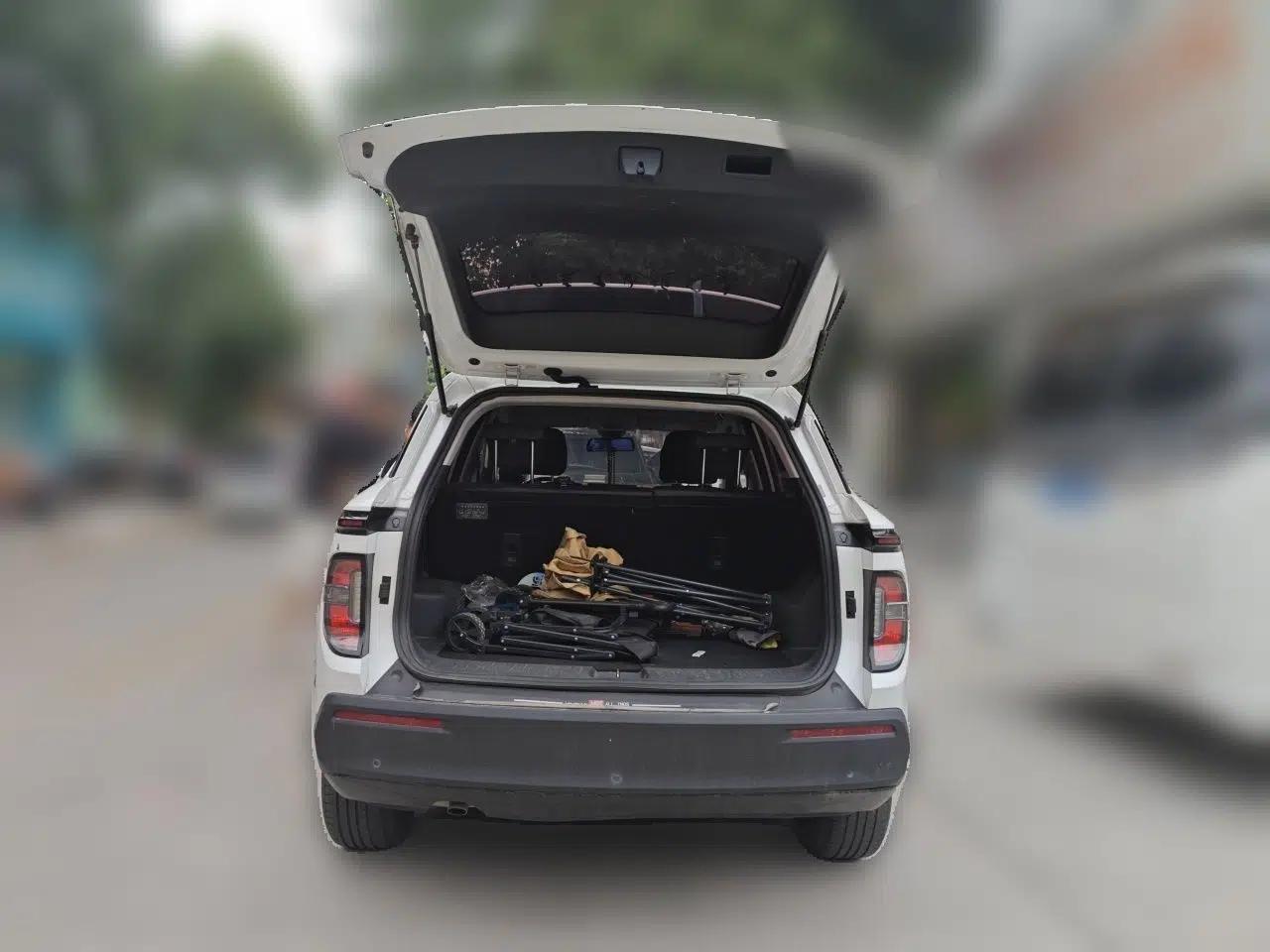 Baojun RS-3 2020 1.5L Manual Smart Elite Edition — миниатюра 19