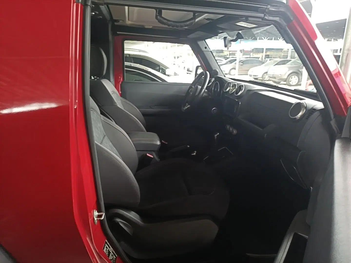 BAIC Off-Road F40 2019 2.3T Automatic Cube Edition — миниатюра 20