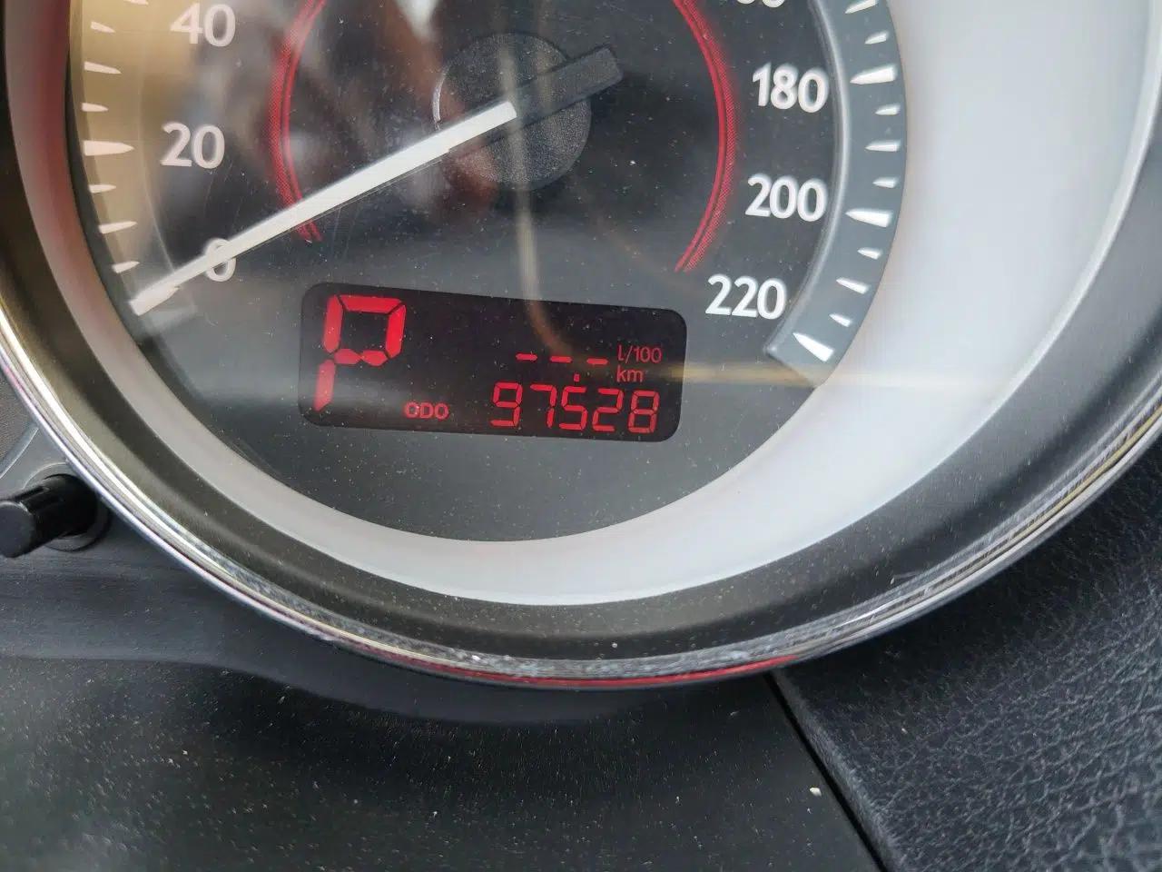 Bestune B50 2013 1.6L automatic luxury version — миниатюра 12