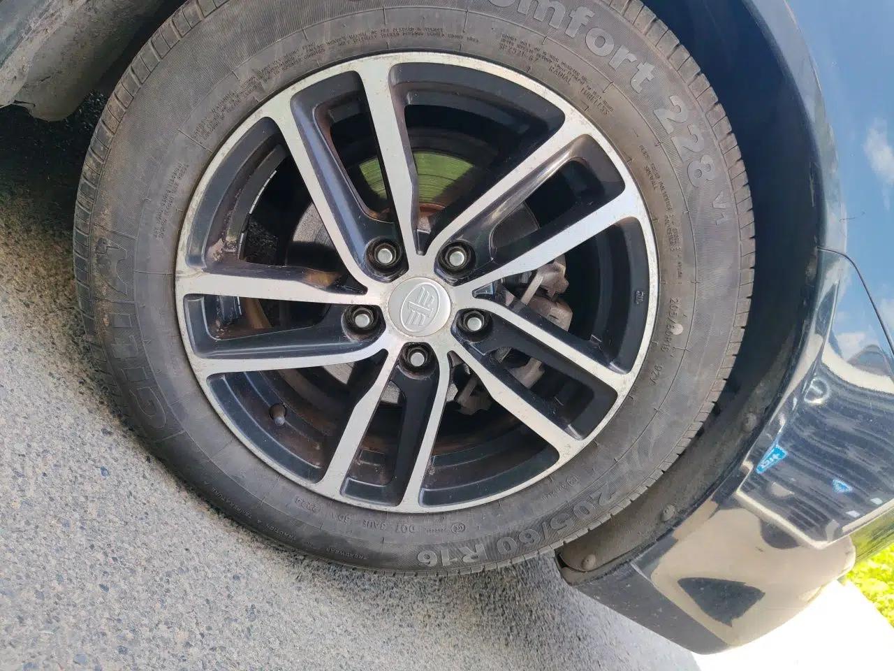 Bestune B50 2013 1.6L automatic luxury version — миниатюра 8