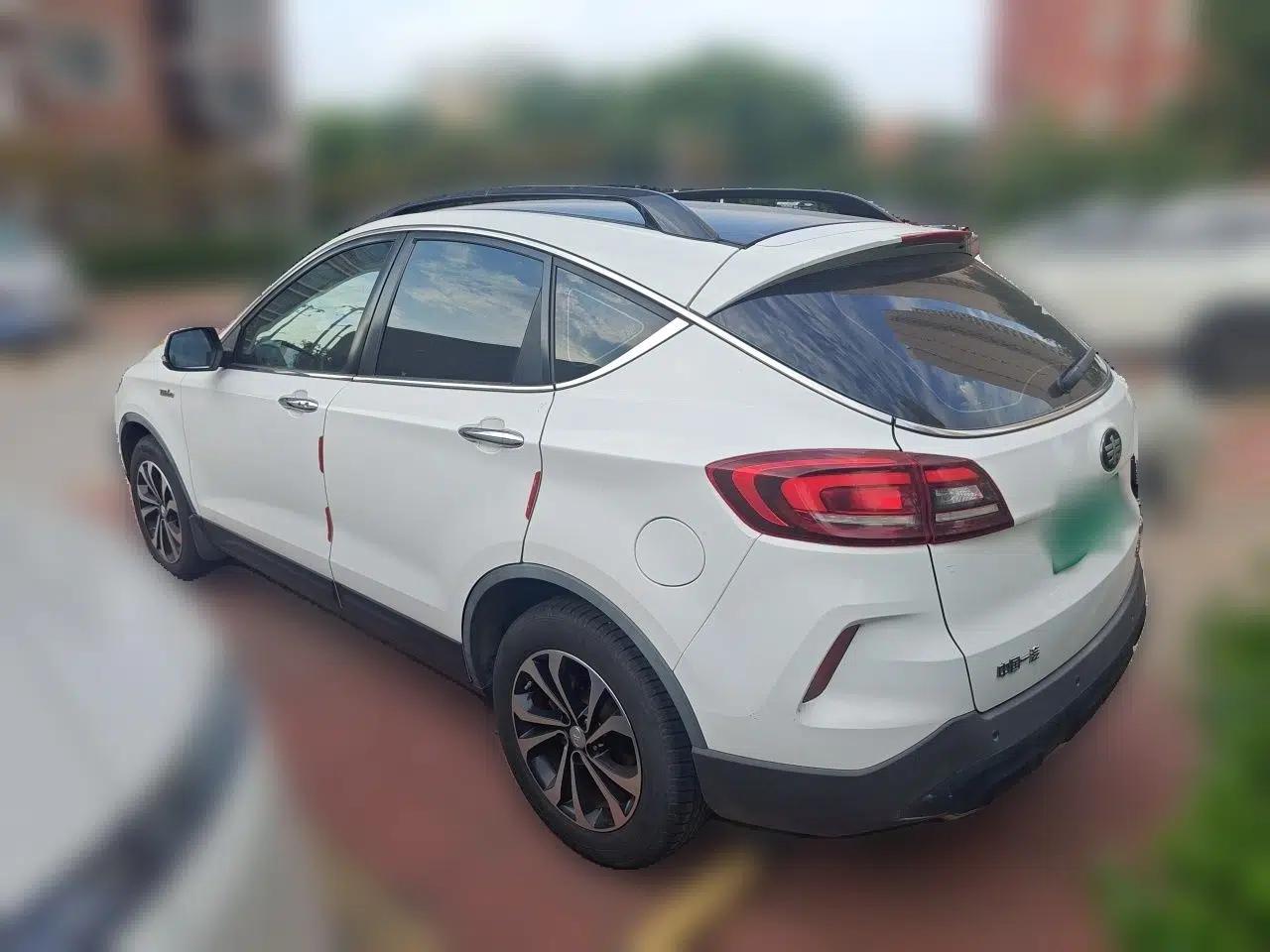 Bestune X80 2017 1.8T Automatic Sport Model — миниатюра 4