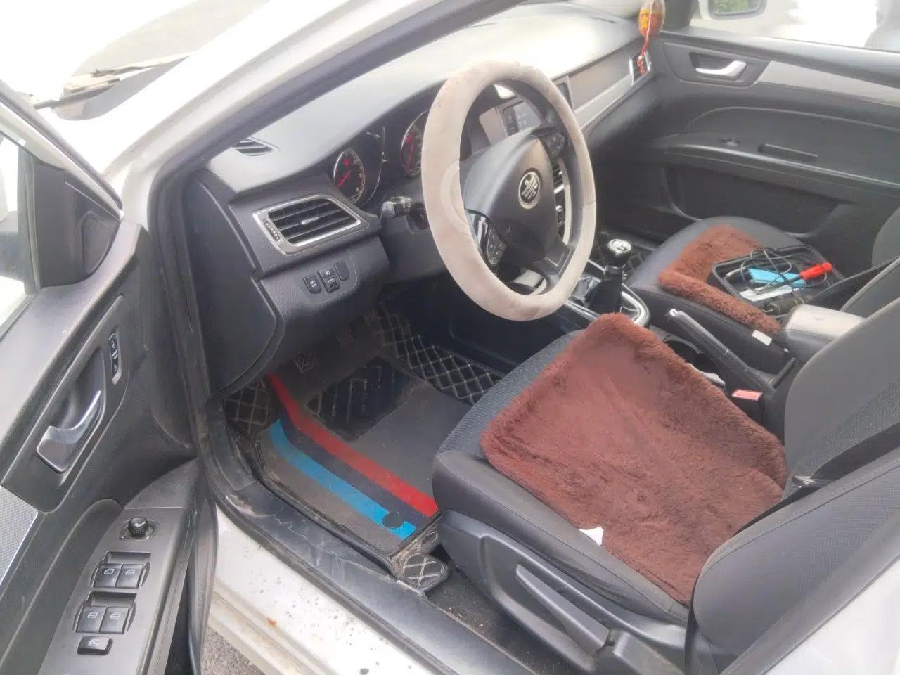 Bestune B30 2016 1.6L manual luxury version — миниатюра 16