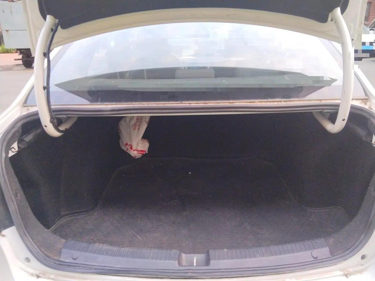 Bestune B30 2016 1.6L manual luxury version — миниатюра 19