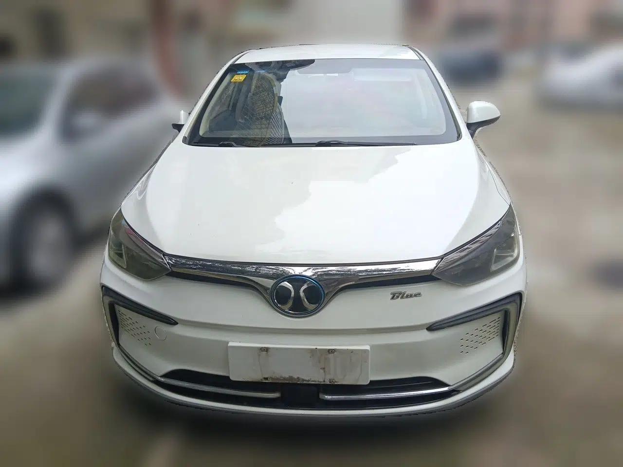 BAIC Beijing EU5 2018 R500 Smart Wind Edition — миниатюра 2