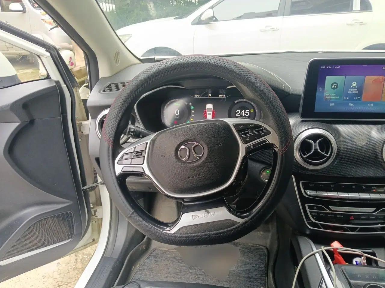 BAIC Beijing EU5 2018 R500 Smart Wind Edition — миниатюра 10