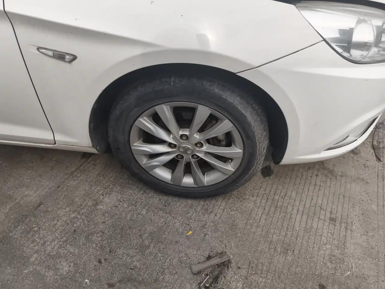 BAIC Senova D50 2014 1.5L manual comfort version — миниатюра 8