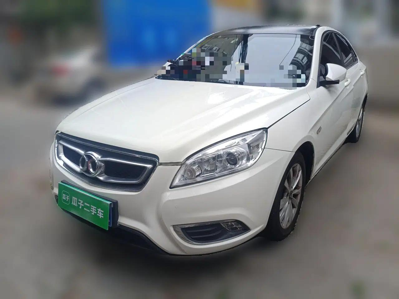 BAIC Senova D50 2016 1.5L Manual Elite Edition — миниатюра 1