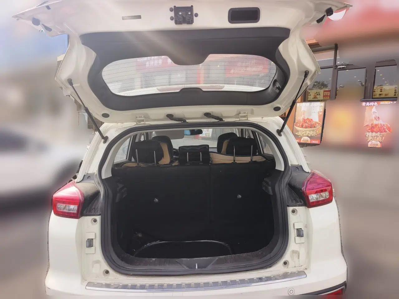 BAIC Senova X35 2016 1.5L Manual Elite Edition — миниатюра 19