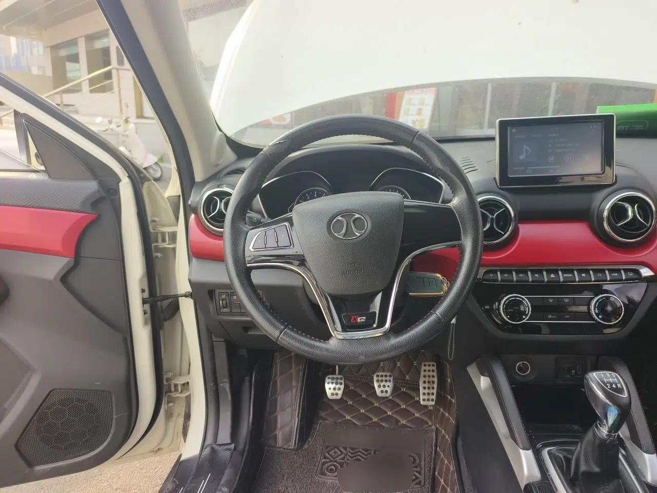 BAIC Senova X35 2016 1.5L Manual Elite Edition — миниатюра 10