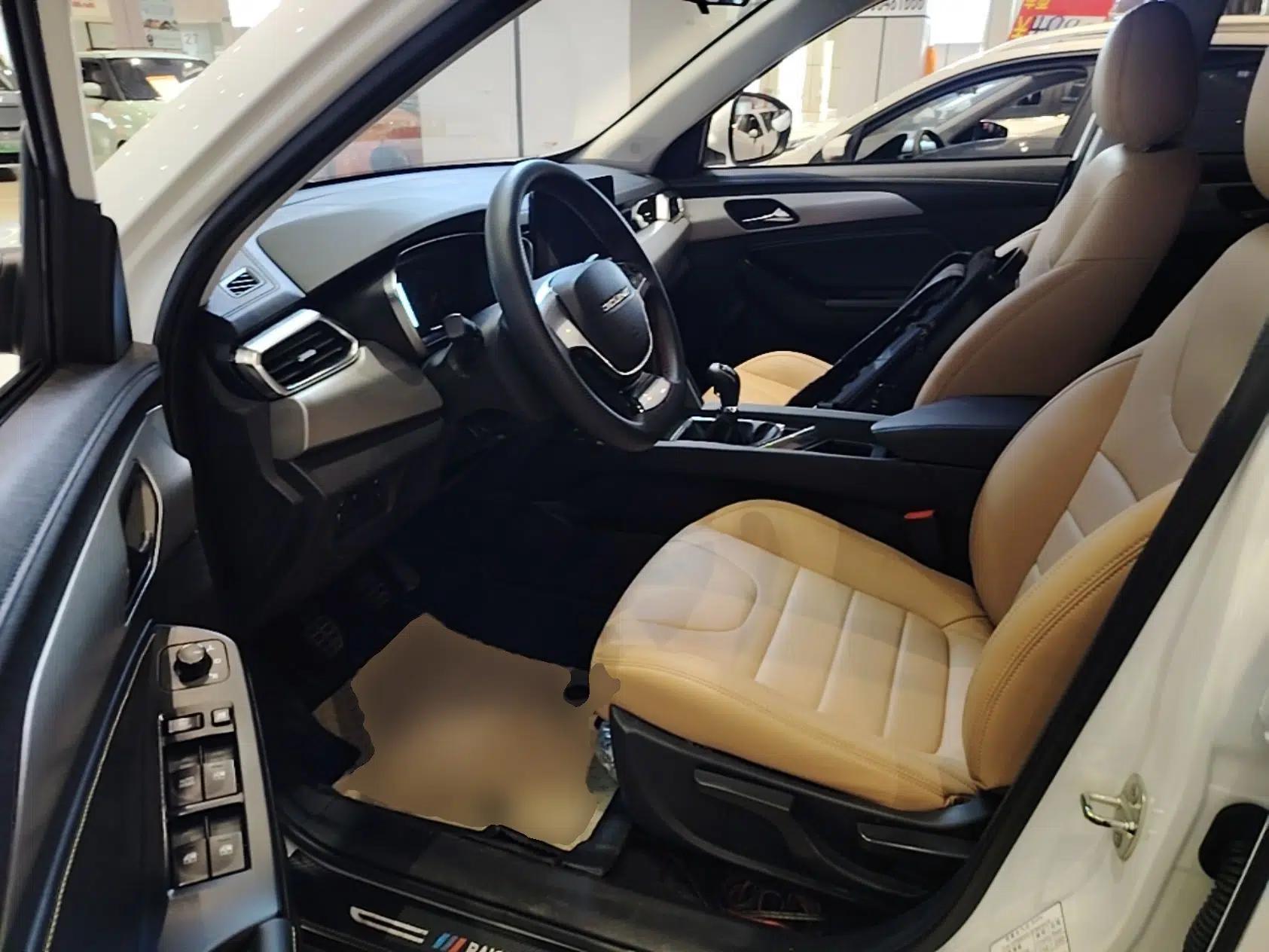 BAIC Beijing X3 2021 1.5T Manual Glory Edition — миниатюра 18