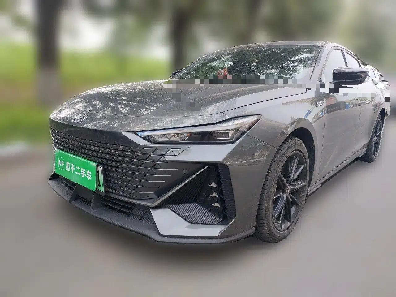 CHANGAN UNI-V iDD 2023 ZhiDian iDD 1.5T 113km Smart & Fun Version — миниатюра 1