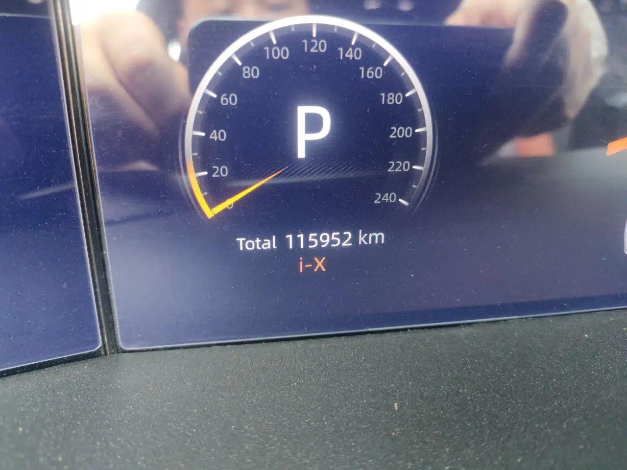 CHANGAN UNI-V iDD 2023 ZhiDian iDD 1.5T 113km Smart & Fun Version — миниатюра 12