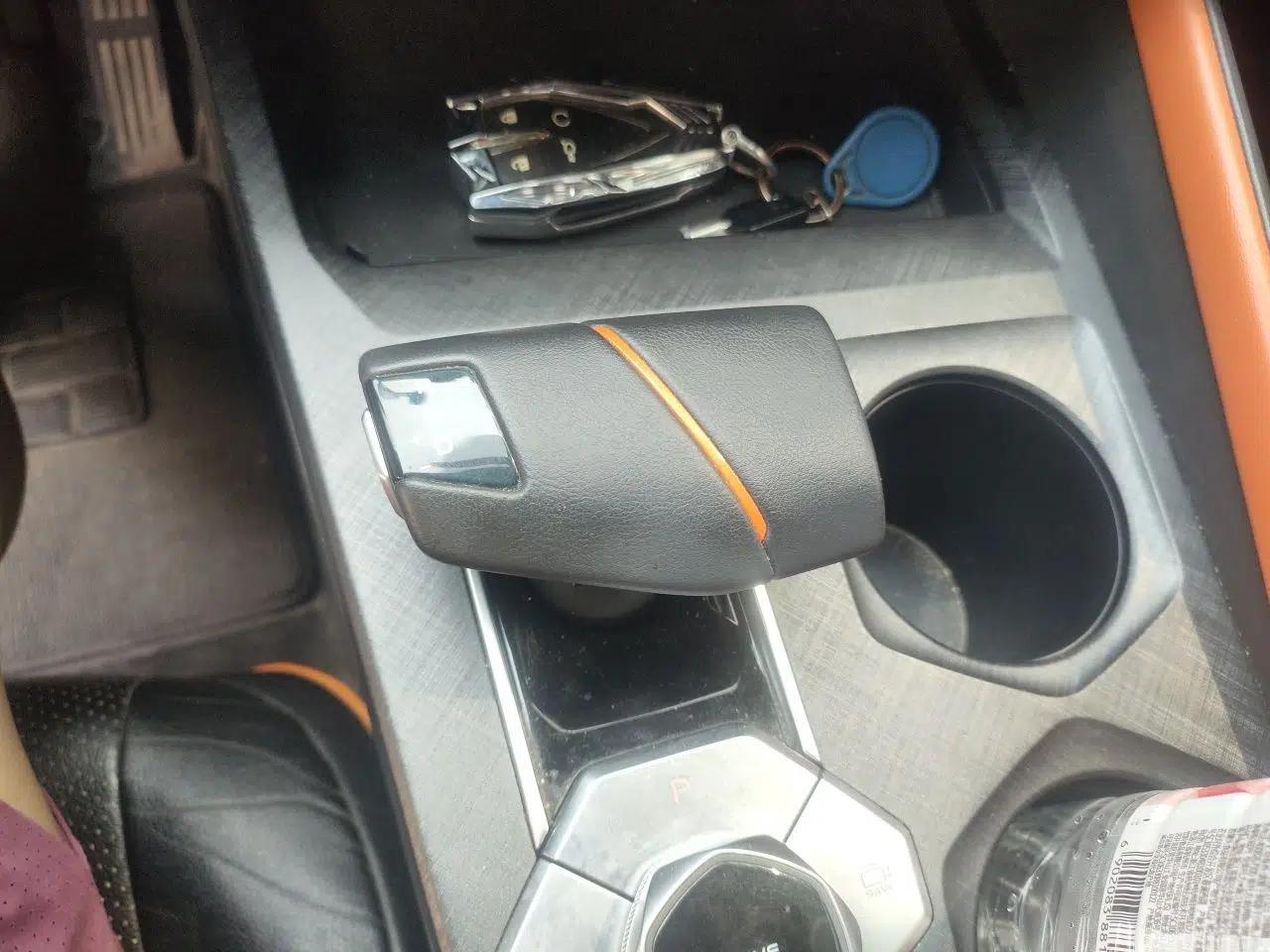 CHANGAN UNI-V iDD 2023 ZhiDian iDD 1.5T 113km Smart & Fun Version — миниатюра 14