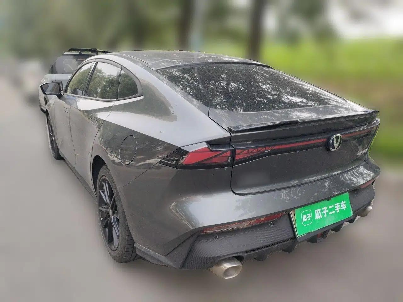 CHANGAN UNI-V iDD 2023 ZhiDian iDD 1.5T 113km Smart & Fun Version — миниатюра 4