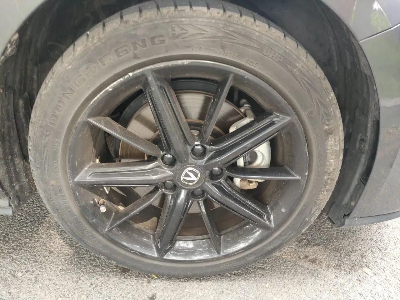 CHANGAN UNI-V iDD 2023 ZhiDian iDD 1.5T 113km Smart & Fun Version — миниатюра 8