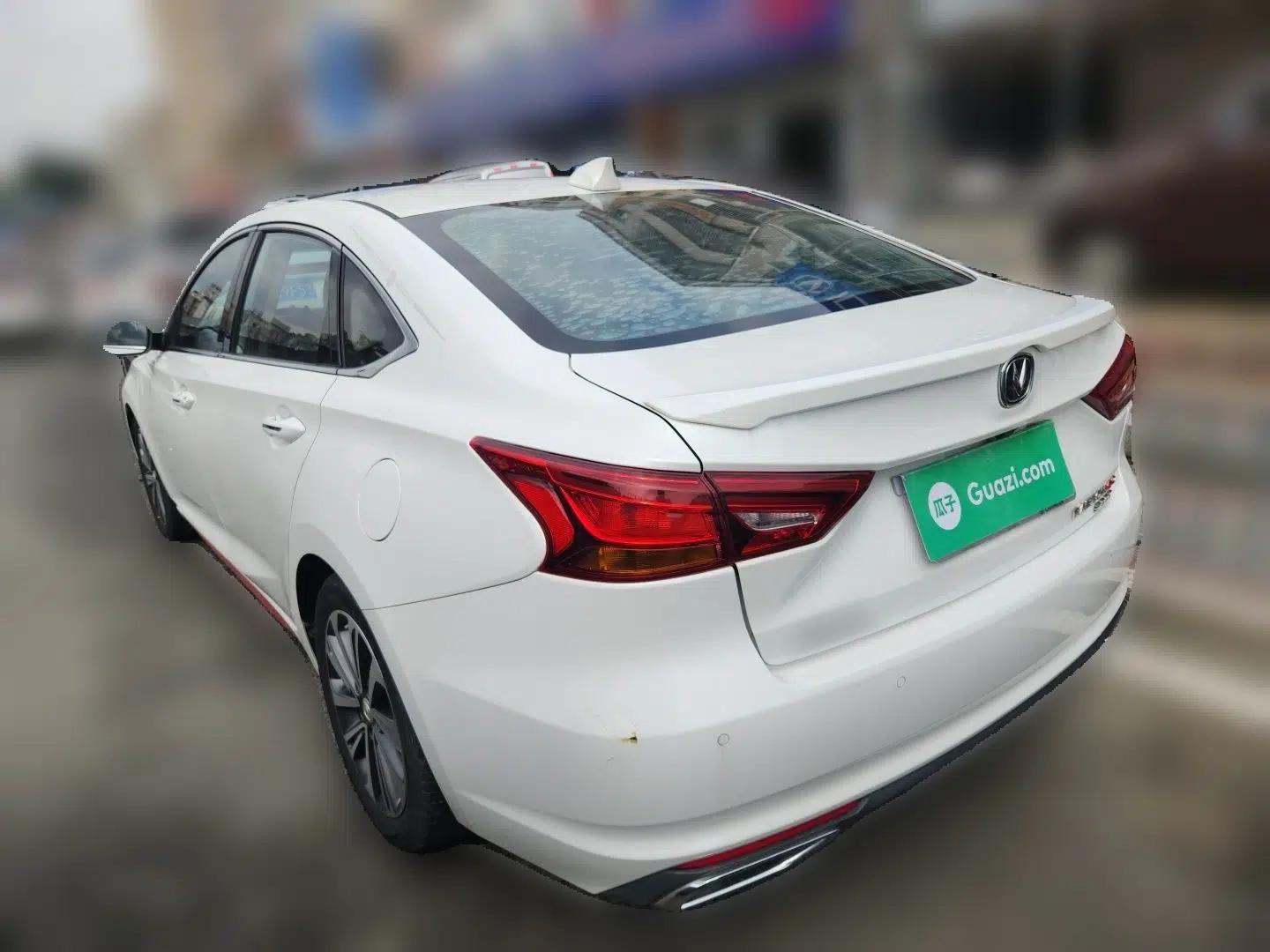 CHANGAN Ruicheng CC 2021 Blue Whale Edition 1.5T DCT Luxury Model — миниатюра 4