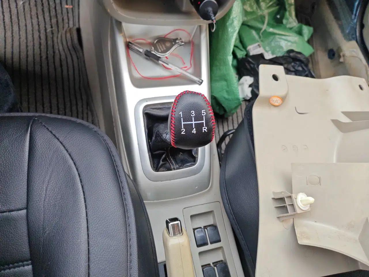 CHANGAN Alsvin V3 2015 1.4L Manual Warm-Hearted Model China V Standard — миниатюра 14