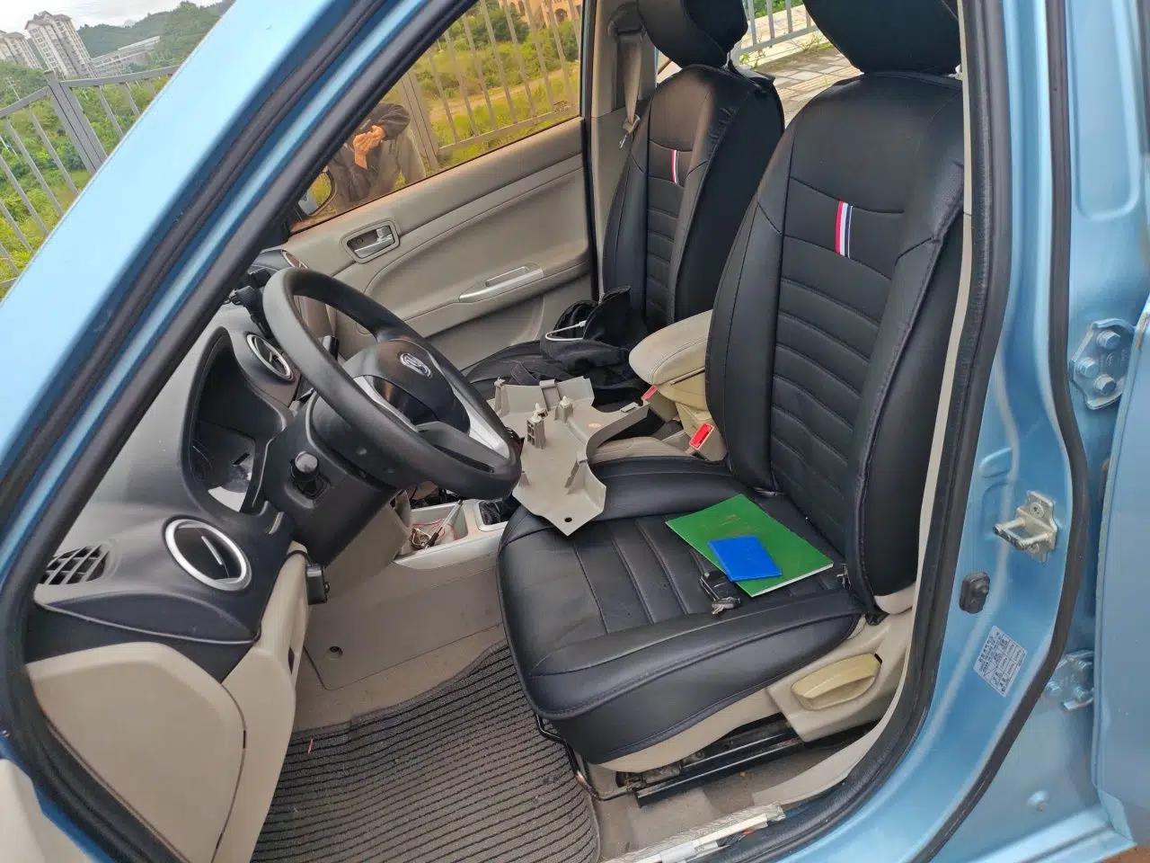 CHANGAN Alsvin V3 2015 1.4L Manual Warm-Hearted Model China V Standard — миниатюра 15