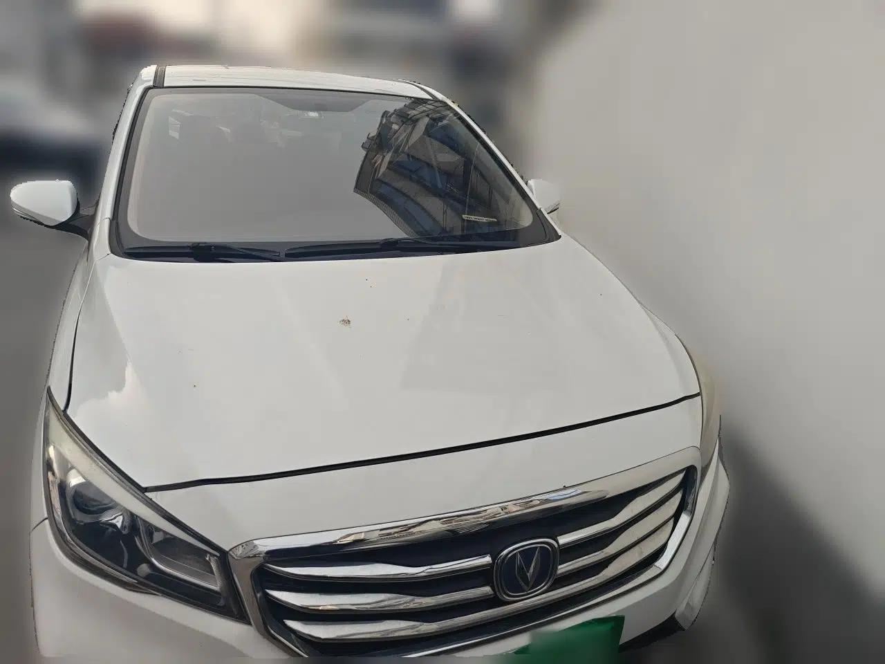 CHANGAN Lingxuan 2017 1.6L Manual Happiness Edition — миниатюра 2