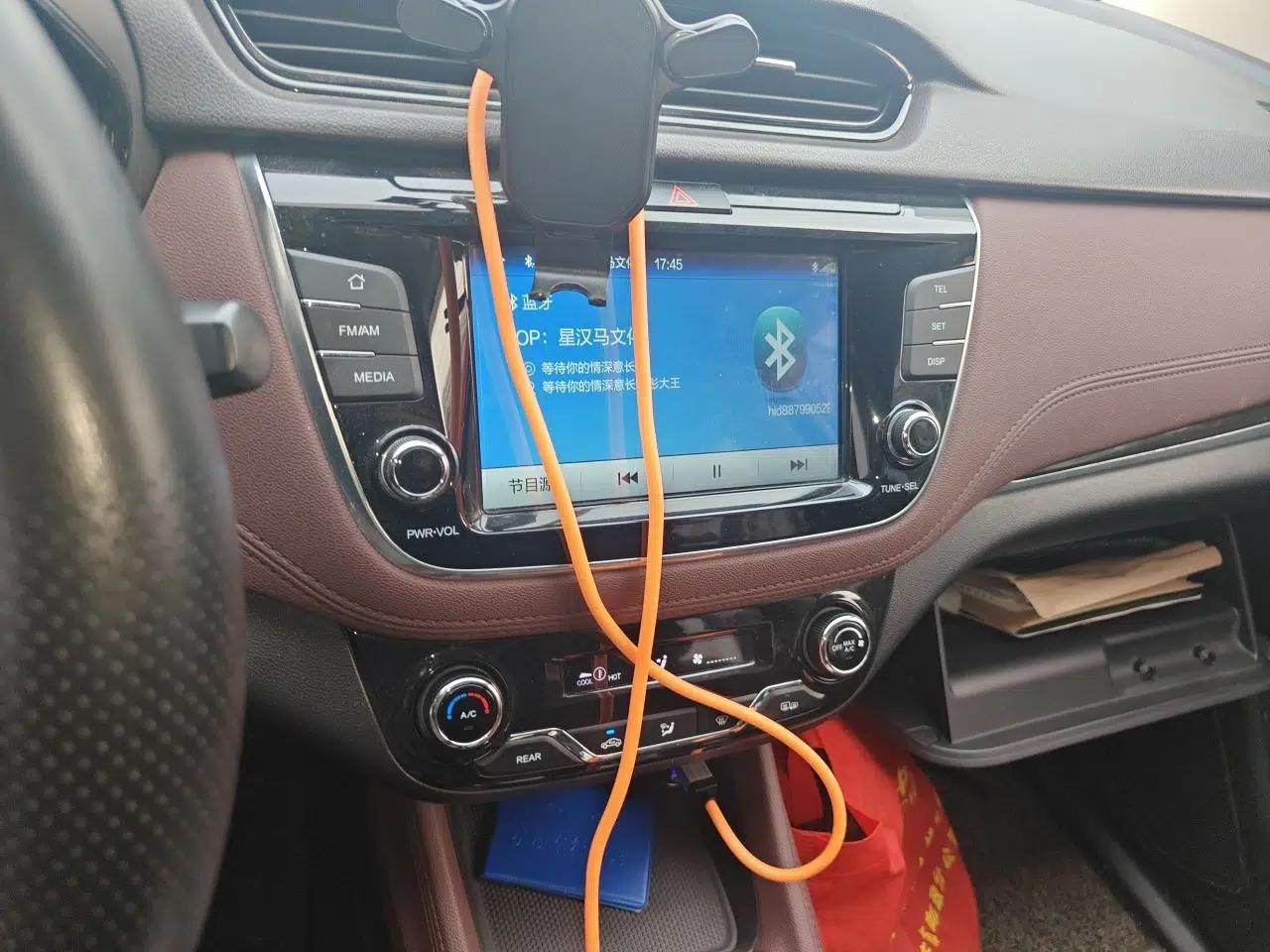 CHANGAN Lingxuan 2017 1.6L Manual Happiness Edition — миниатюра 13