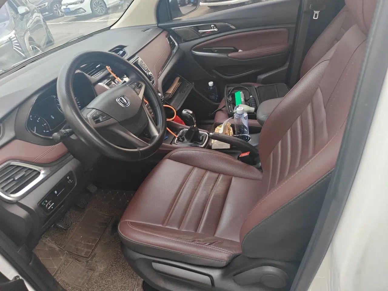 CHANGAN Lingxuan 2017 1.6L Manual Happiness Edition — миниатюра 15