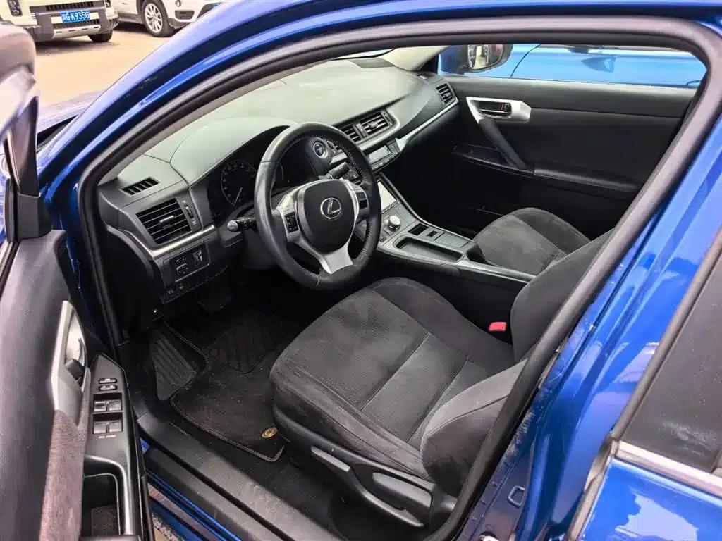 Lexus CT 2012 CT200h Elite Edition — миниатюра 7