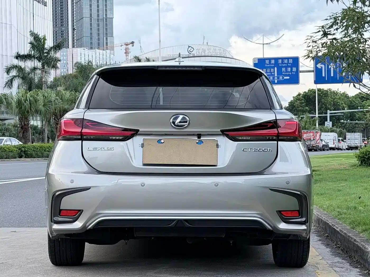 Lexus CT 2017 CT200h Elite Edition, Single Color, China V Emission Standard — миниатюра 4