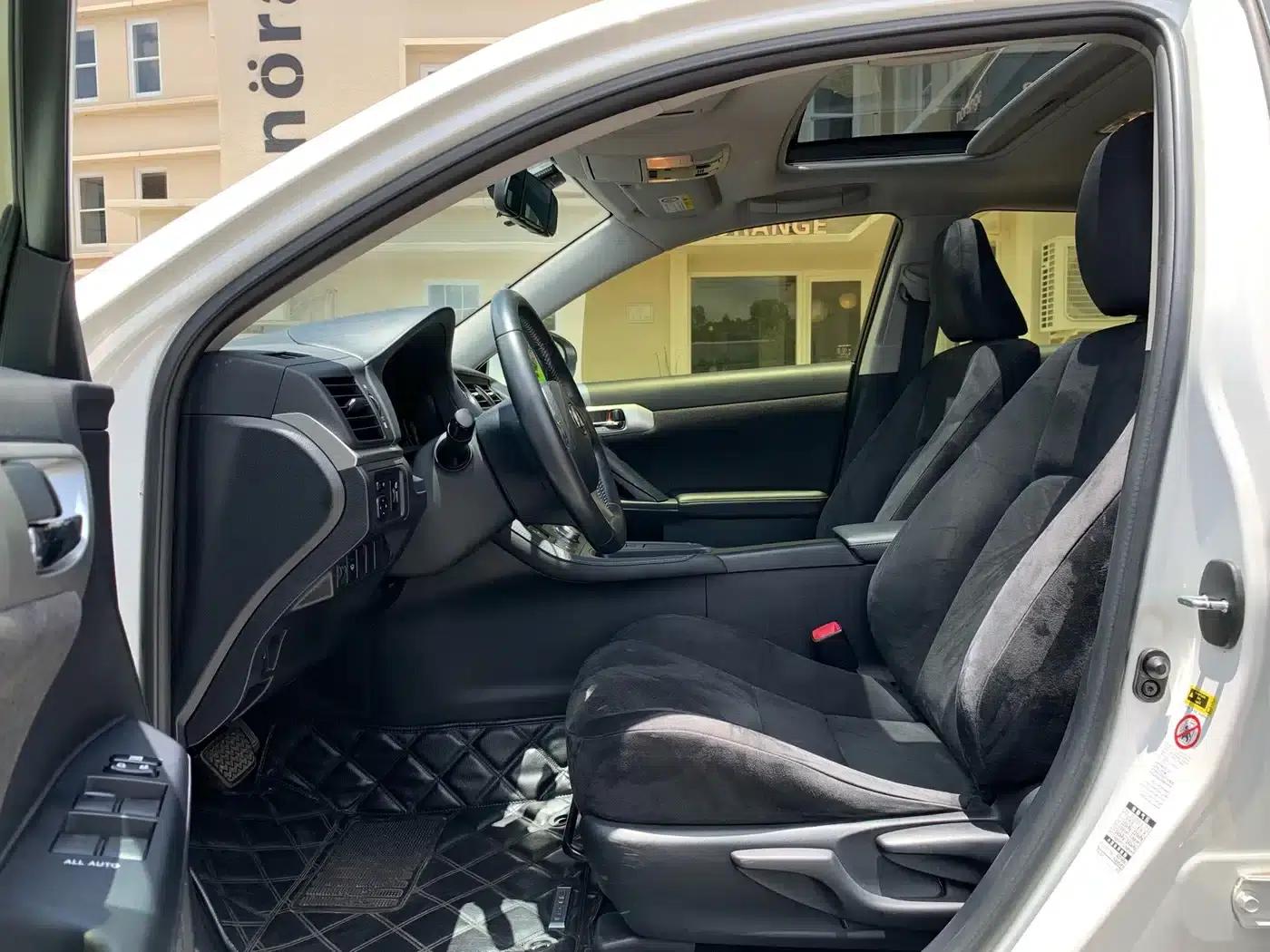 Lexus CT 2012 CT200h Elite Edition — миниатюра 13