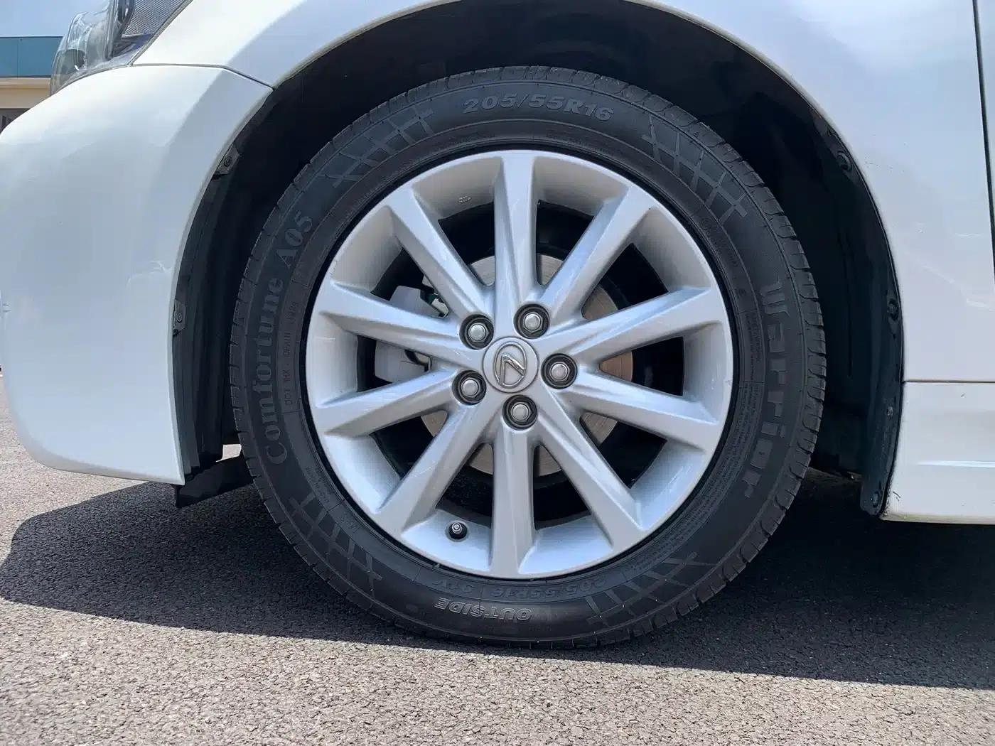 Lexus CT 2012 CT200h Elite Edition — миниатюра 8