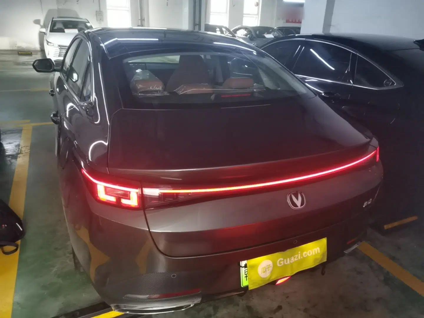 CHANGAN Eado PHEV 2025 Smart New Blue Whale 145KM Battleship Edition — миниатюра 5