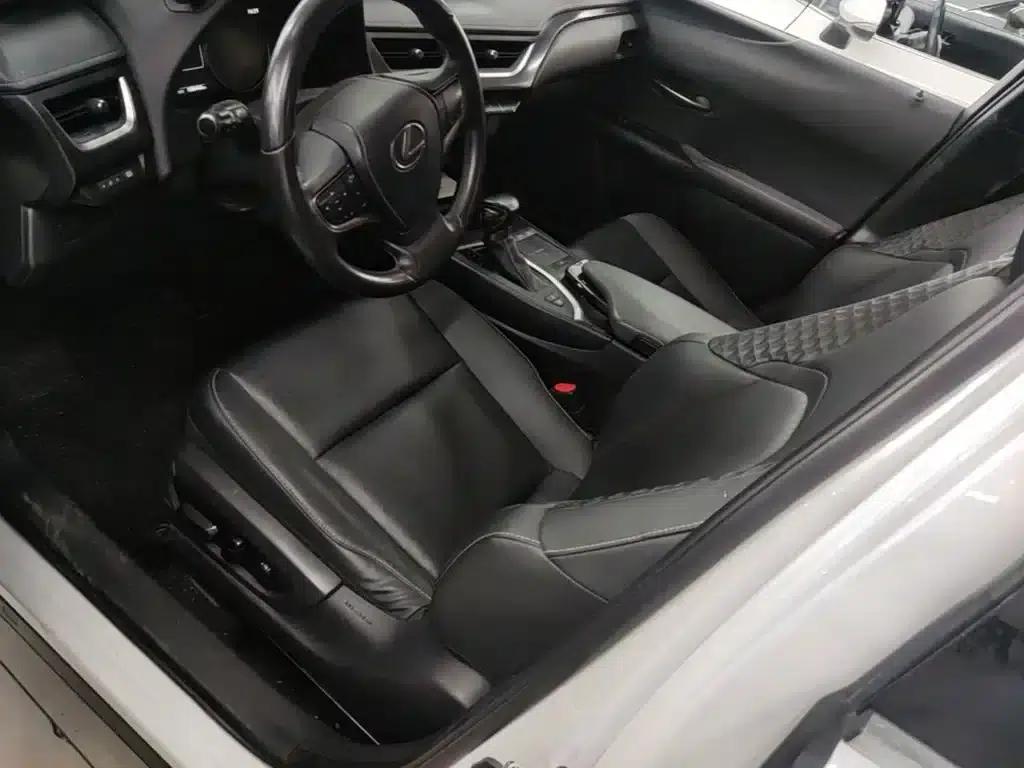 Lexus UX 2020 200 Special Edition — миниатюра 15
