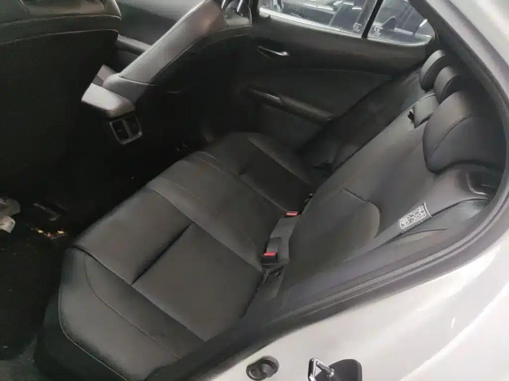 Lexus UX 2020 200 Special Edition — миниатюра 17