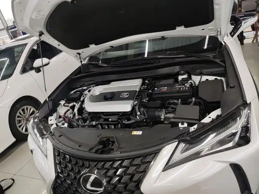 Lexus UX 2020 200 Special Edition — миниатюра 20