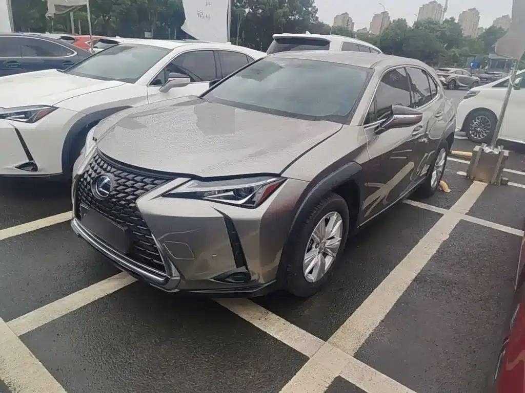 Lexus UX 2020 260h Explorer Edition — миниатюра 1