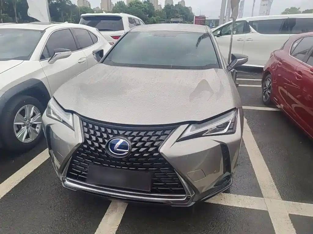 Lexus UX 2020 260h Explorer Edition — миниатюра 3