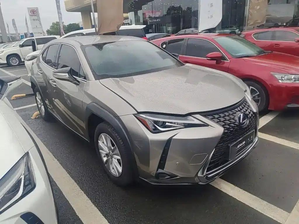 Lexus UX 2020 260h Explorer Edition — миниатюра 4