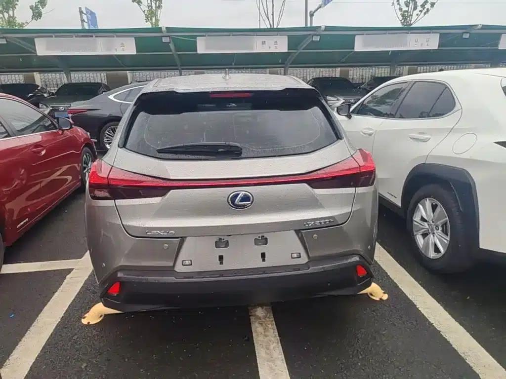 Lexus UX 2020 260h Explorer Edition — миниатюра 6