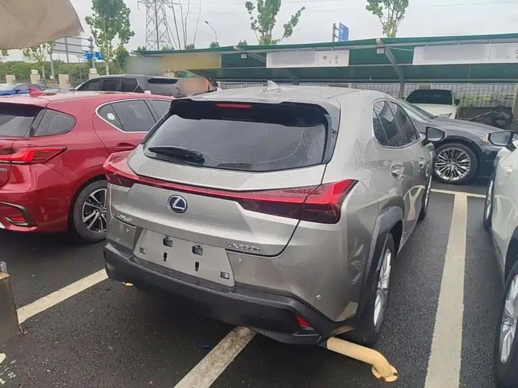 Lexus UX 2020 260h Explorer Edition — миниатюра 7