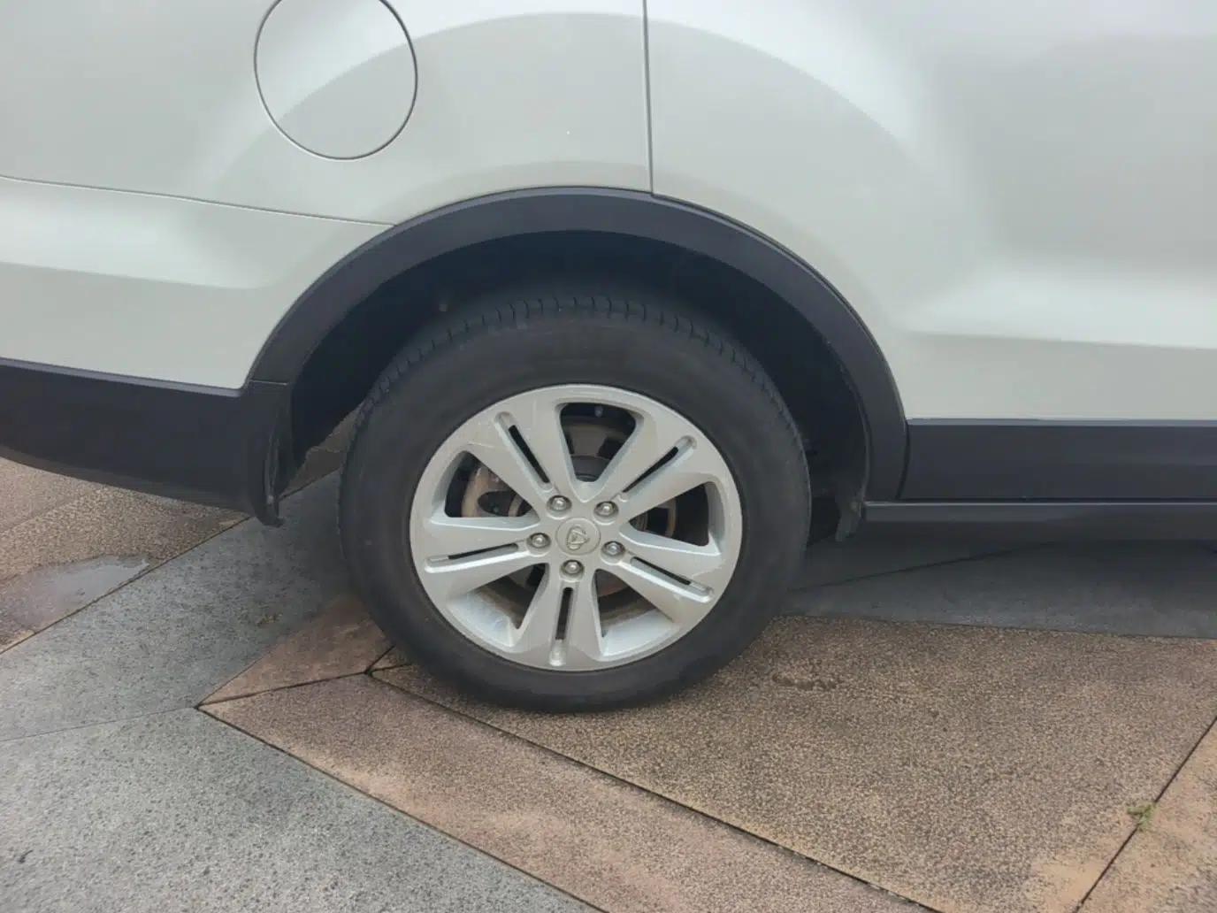 CHANGAN OSHAN CX70 2016 1.6L Manual Luxury Model — миниатюра 11