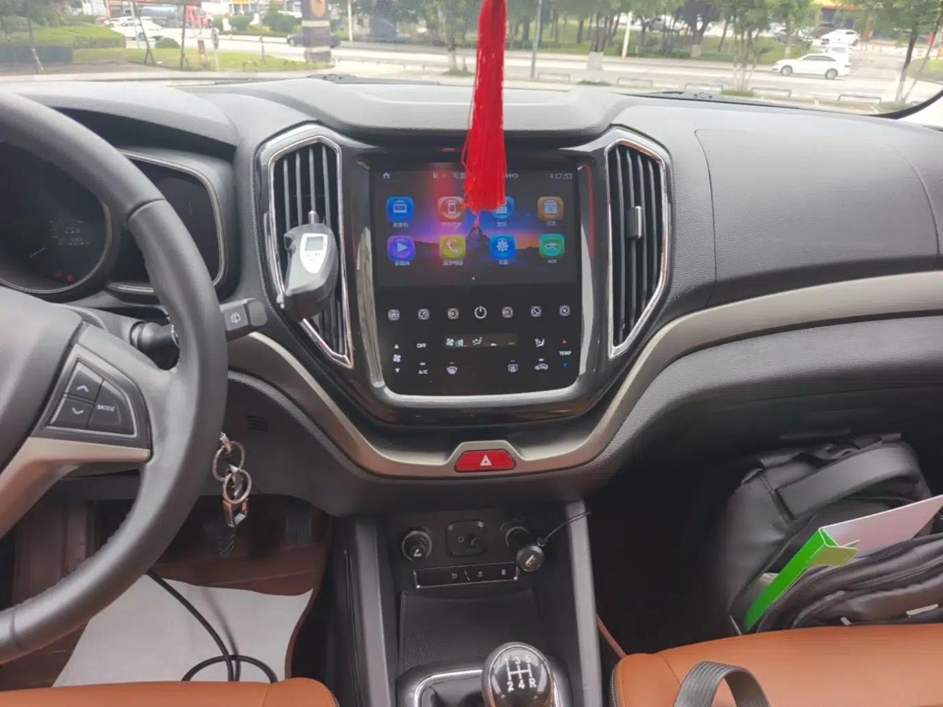 CHANGAN OSHAN CX70 2016 1.6L Manual Luxury Model — миниатюра 15