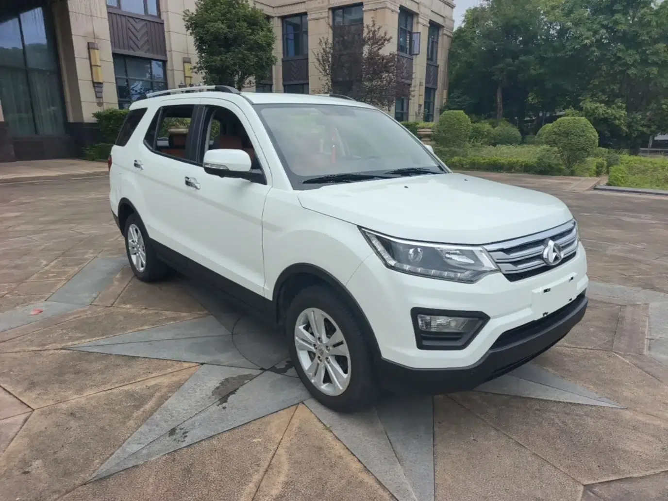 CHANGAN OSHAN CX70 2016 1.6L Manual Luxury Model — миниатюра 3
