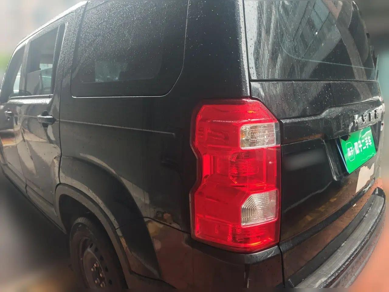 CHANGAN OSHAN X70A 2018 1.5L Manual Standard Edition — миниатюра 4