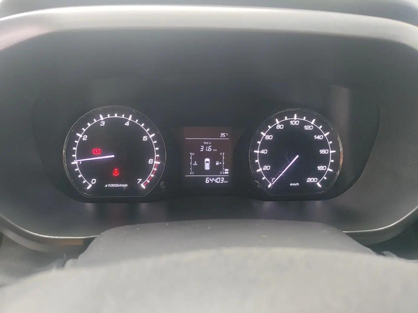 CHANGAN OSHAN X70A 2018 1.5L Manual Comfort Model — миниатюра 14