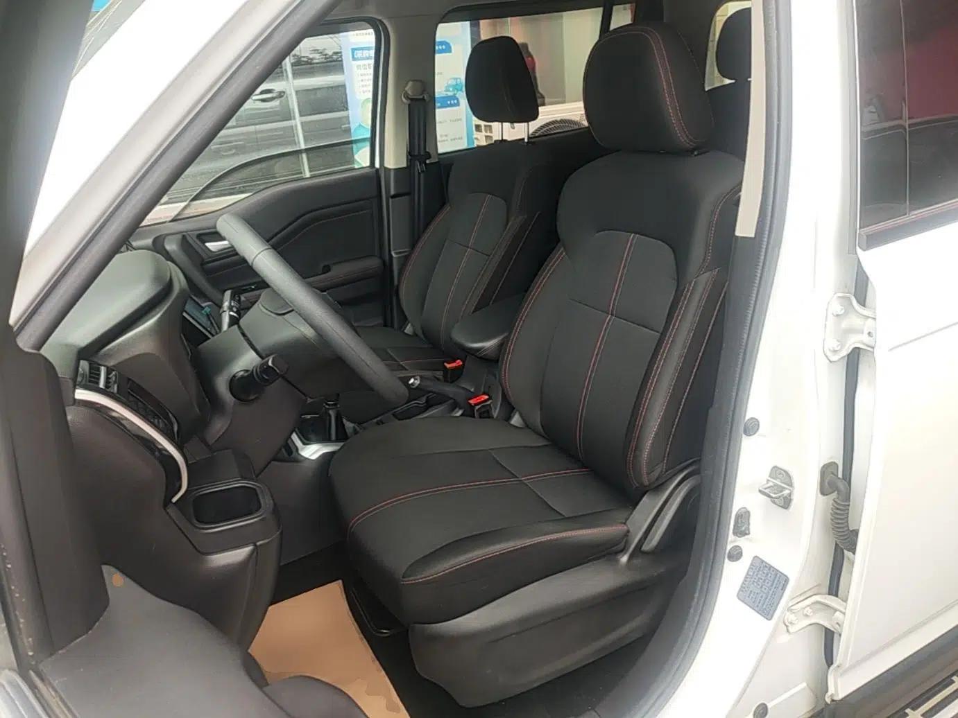 CHANGAN OSHAN X70A 2018 1.5L Manual Comfort Model — миниатюра 17